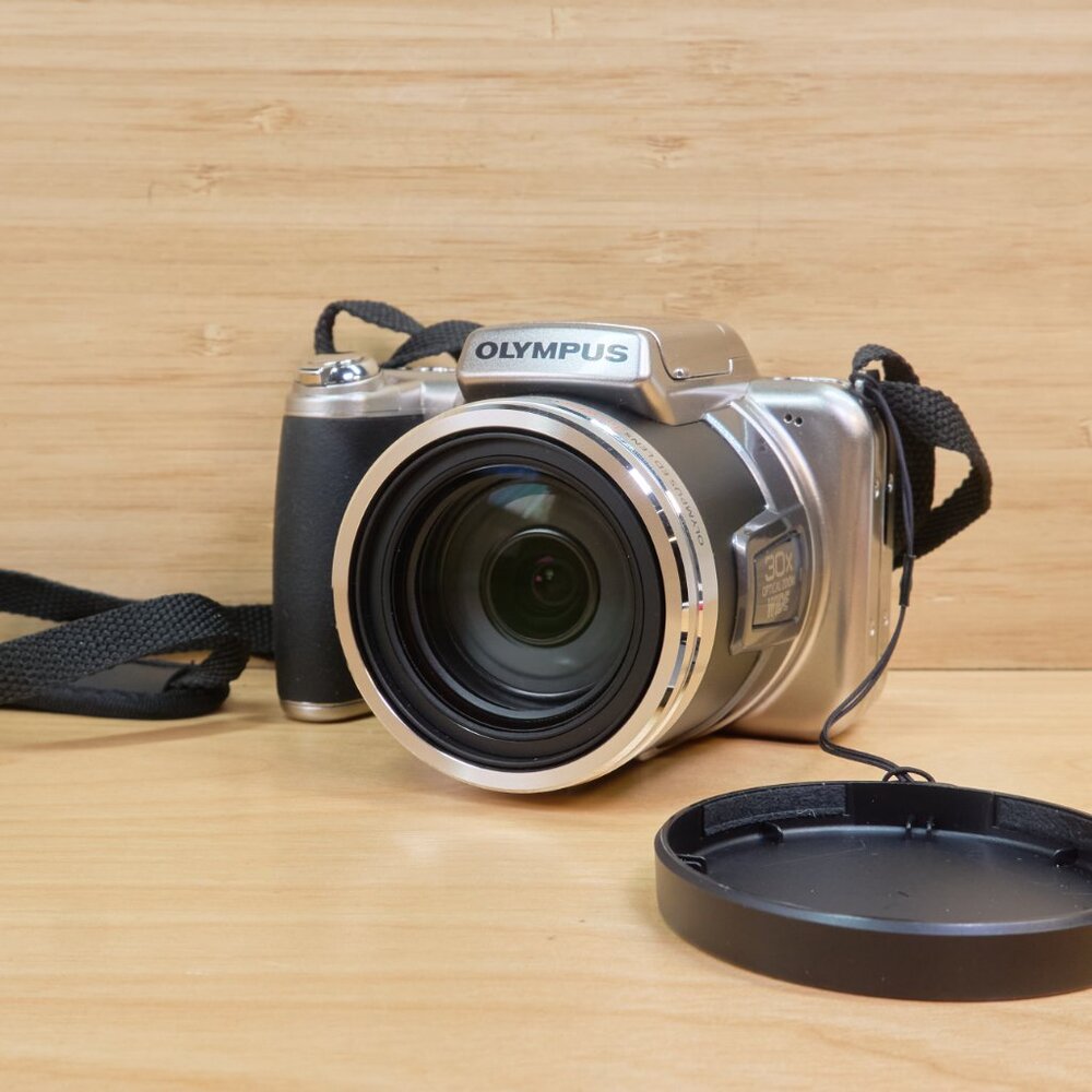 OLYMPUS SP-800UZ 14MP Digital Camera, 30x Optical Zoom, Image Stabilization